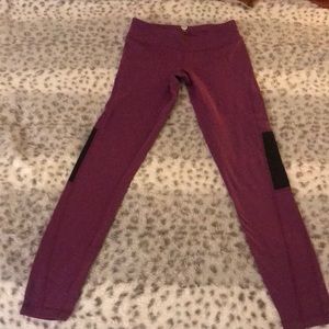 Small purple with black panel Roxy yoga leggings.